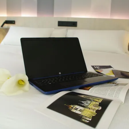 Neru Con Encanto Hotel León