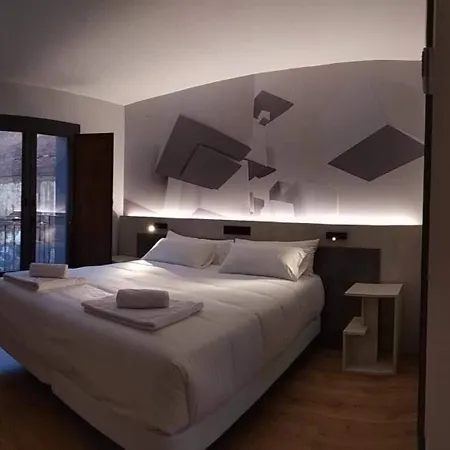 Neru Con Encanto León