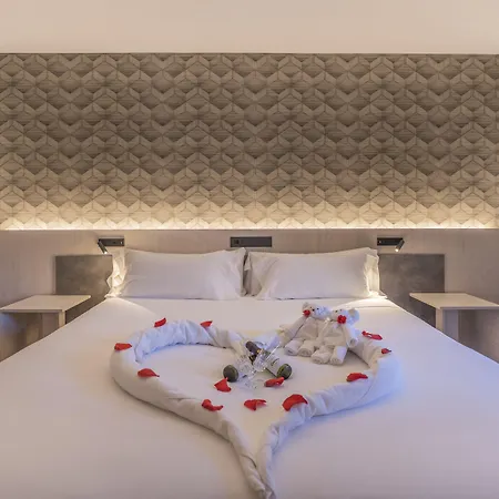 Otel Neru Con Encanto