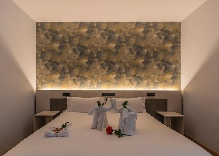 Hotel Neru Con Encanto Leão