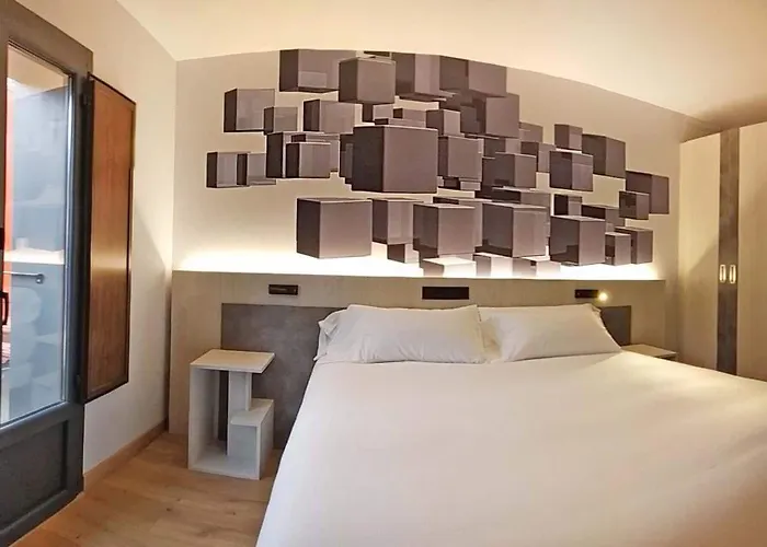 Neru Con Encanto 2* 莱昂